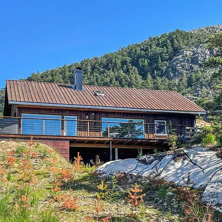 5 Bedroom Amazing In *