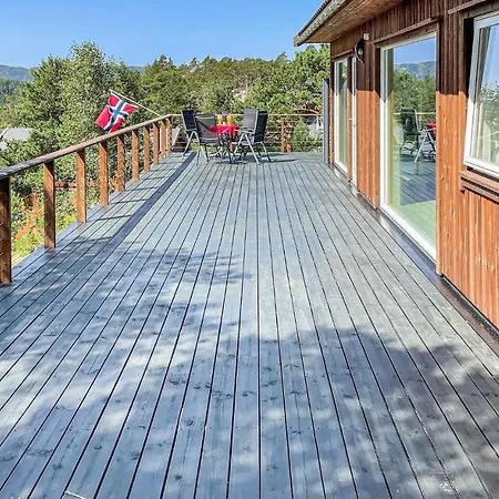 Semesterbostad 5 Bedroom Amazing In Nedstrand
